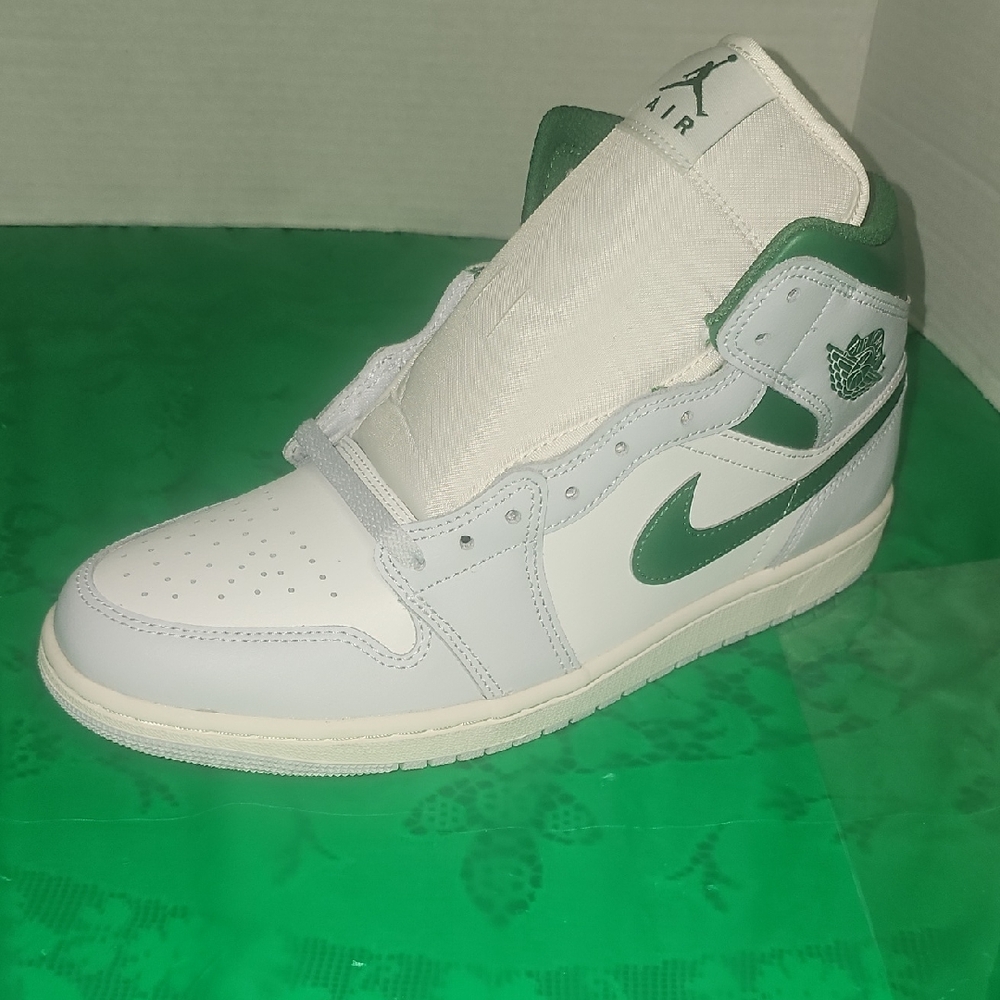 Nike Air Jordan 1 Mid
